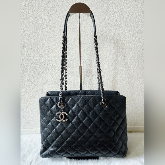 Chanel Black Quilted Caviar City Shopping Tote Bag - Picture 2 of 16